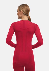 FALKE WARM LONGSLEEVED SHIRT MILD TO COLD TEMPERATURES - Hemd - red