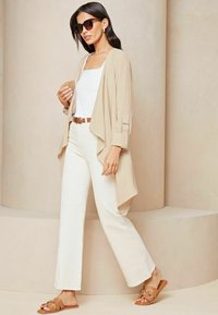 Lipsy WATERFALL REGULAR - Kofta - cream