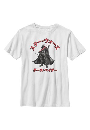 Hvid bomulds t-shirt med et grafisk design af en karakter i sort med et rødt lysværk, ledsaget af fed rød tekst på japansk.