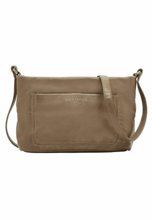 Borsa a tracolla in pelle taupe con tracolla regolabile e tasca frontale, con il marchio "Liebeskind Berlin" impresso sul davanti.