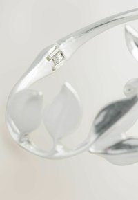 Next FLOWER HINGE CUFF - Rannekoru - silver tone