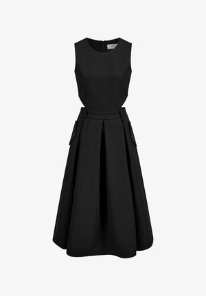Ärmelloses schwarzes Midikleid mit tailliertem Oberteil, breitem Gürtel, plissiertem A-Linien-Rock und mit Knöpfen versehenden seitlichen Klapptaschen.