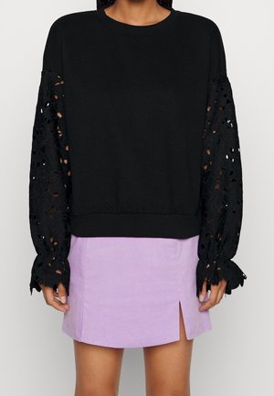 Sweatshirt - black