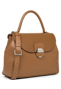 Borsa a spalla in pelle marrone con forma arrotondata, manico superiore, tracolla removibile e chiusura circolare in argento davanti.