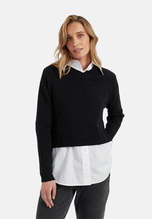 V NECK - Pullover - black