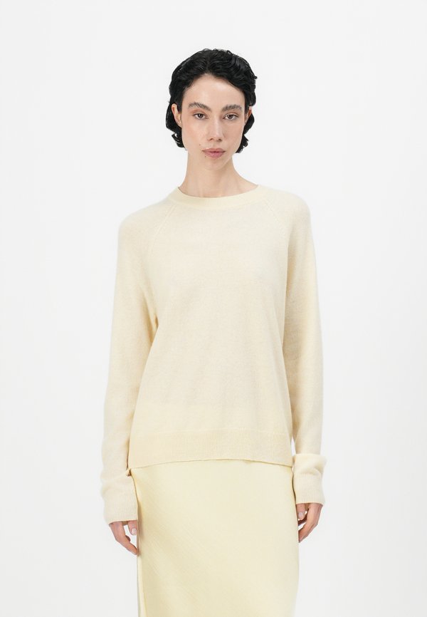 BOSTON O NECK - Jumper - flan