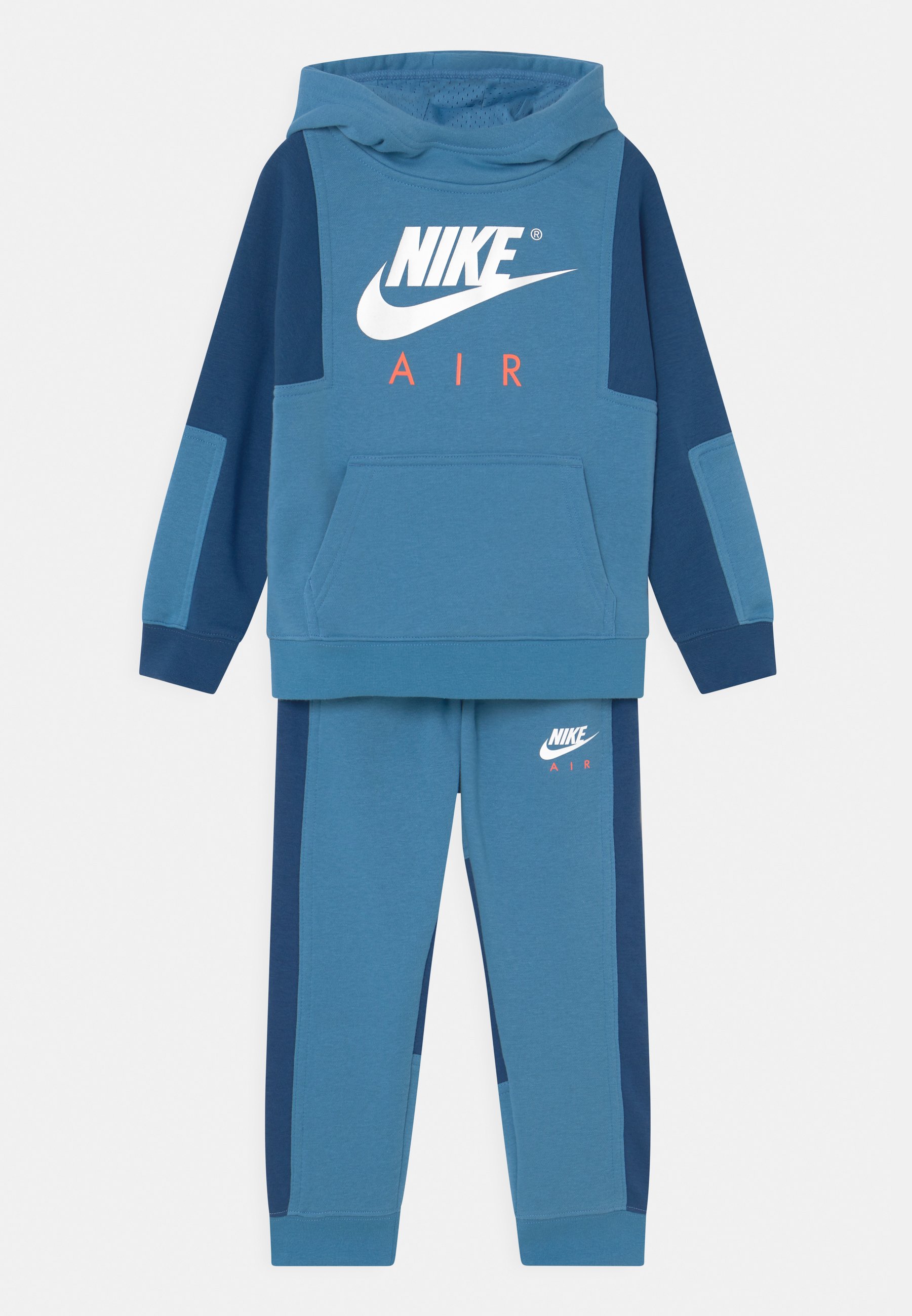 Nike Trainingspakken \u0026 joggingpakken online kopen | Gratis verzending* |  Zalando