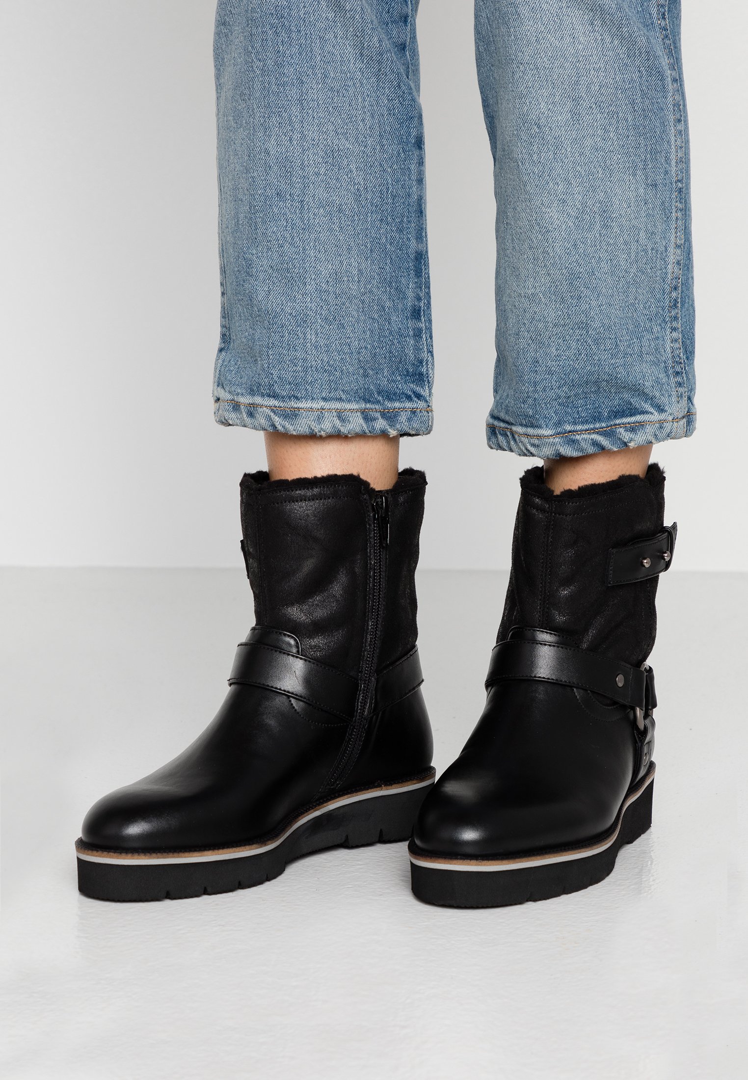 Simply Be WIDE FIT ZOE LINED BIKER BOOT Cowboy Simply Be WIDE FIT ZOE LINED BIKER BOOT Cowboy
