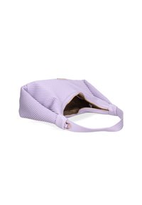 Borsa a mano in tessuto lavanda con chiusura a zip, manici lisci e tasca interna. Presenta un fondo piatto e un elegante motivo intrecciato.