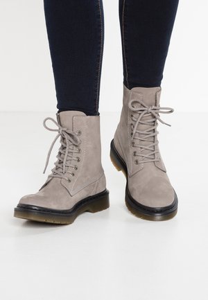 Trekking boots/ Trekking støvler - light grey
