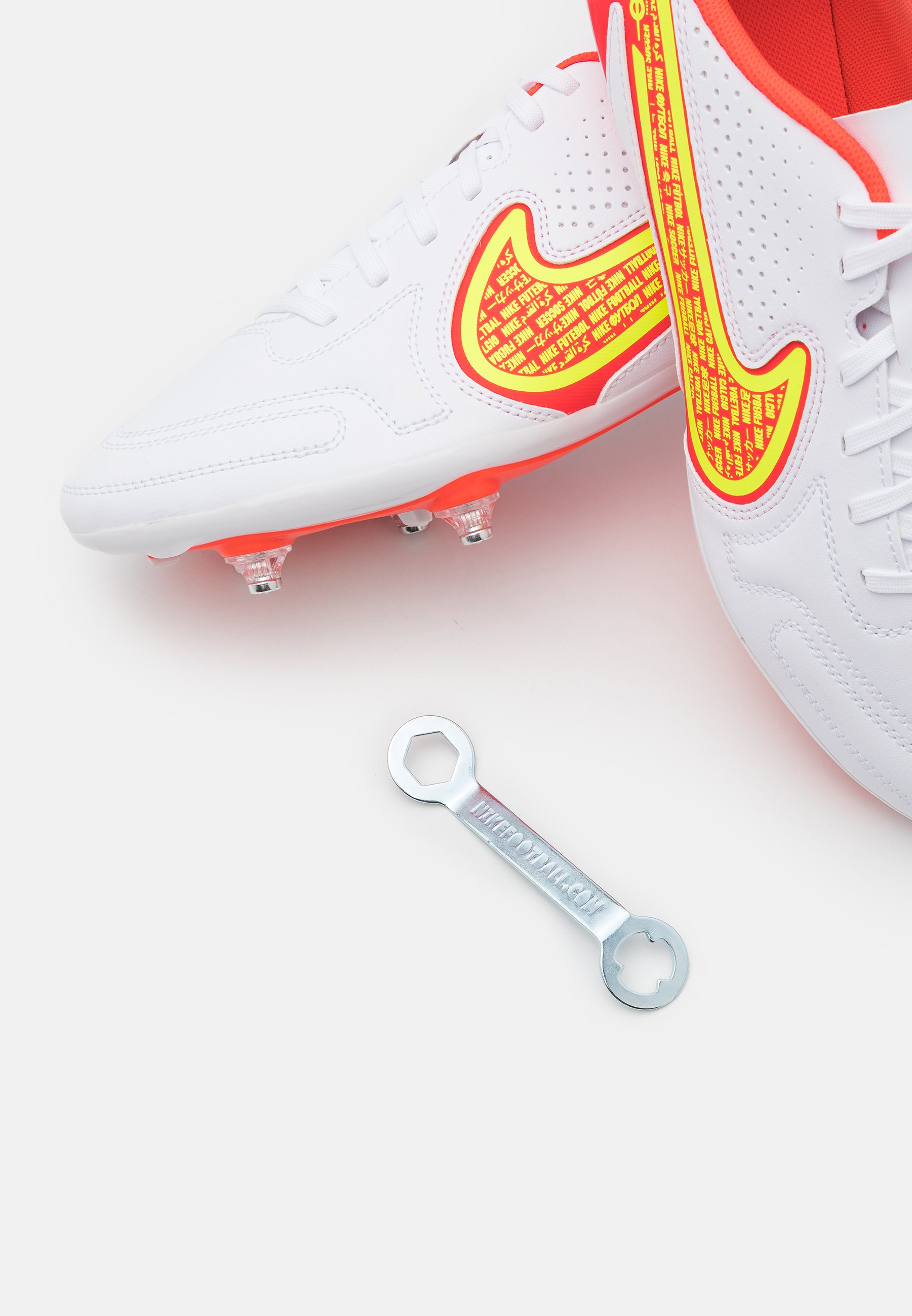 Nike Performance TIEMPO LEGEND 9 CLUB SG - Screw-in stud football boots -  white/bright crimson/volt/white - Zalando.co.uk