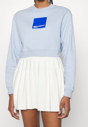 Sweater - light blue