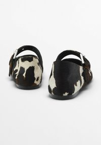 Massimo Dutti PRINTED FLATS WITH BUCKLE  - Ballerina's met enkelbandjes - brown