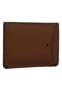Portefeuille en cuir marron avec une texture lisse, présentant des coutures soignées et une forme rectangulaire fine. Pas de matériel ou d'ornementation visibles.