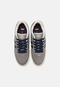 Globe ENCORE 2 - Sneakers - smoke/navy