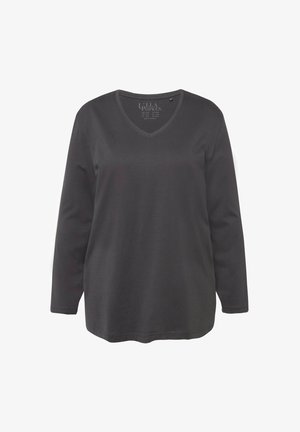 Donkergrijs T-shirt met lange mouwen en een V-hals. Gemaakt van zacht katoen met een ontspannen pasvorm. Eenvoudig ontwerp zonder patronen of accenten.