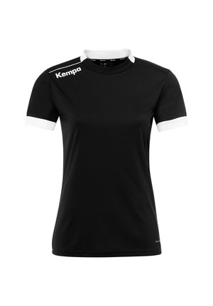 Zwart sportshirt met korte mouwen, witte accenten bij de mouwen en de kraag, met het "Kempa"-logo op de linkerschouder. Vochtregulerende stof.