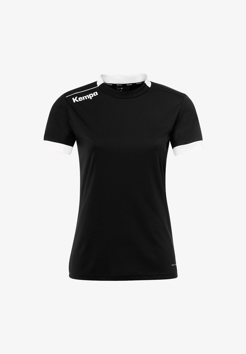 T-shirt de sport noir à manches courtes, avec des accents blancs au niveau des poignets et du col, arborant le logo "Kempa" sur l'épaule gauche. Tissu qui évacue l'humidité.