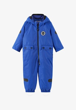 Niebieski ocieplany kombinezon zimowy z kapturem, wyposażony w pełny zamek z przodu, dwie kieszenie na zatrzaski, ściągacze na mankietach oraz czarne naszywki na rękawach.