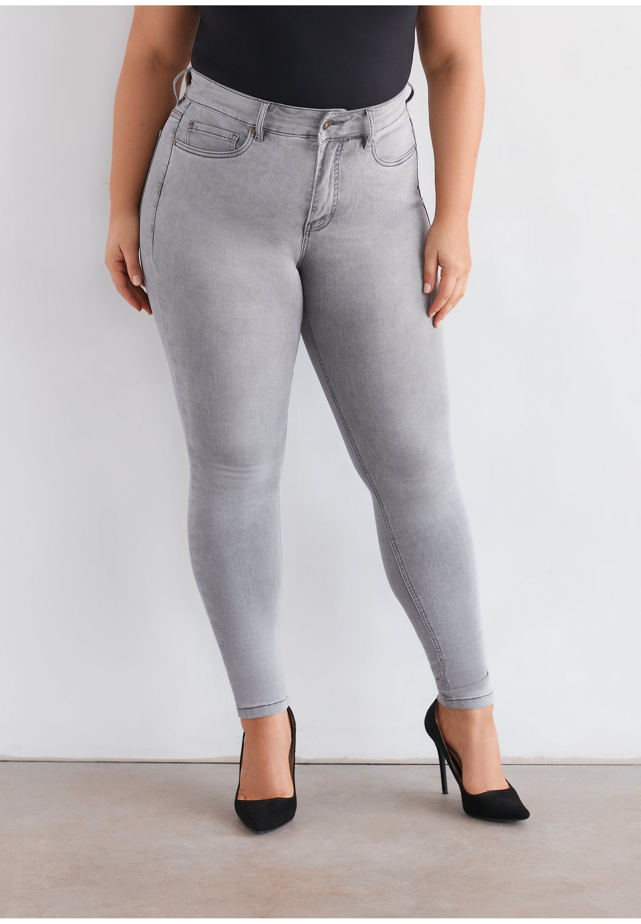 Fox Factor® | Jeans designed for your curves. | Free Shipping