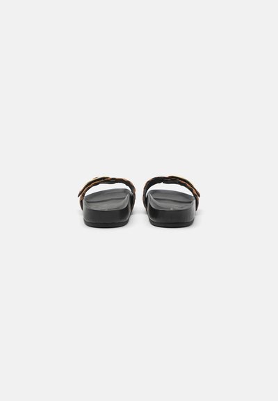 Loeffler Randall IRIS ONE STRAP WITH BUCKLE - Tagant lahtised kingad - black/cacao