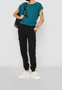 Urban Classics T-shirt basic - teal