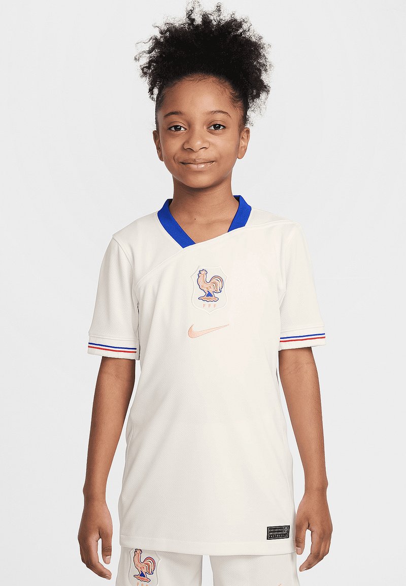 Witte Nike voetbalshirt met blauwe kraag, korte mouwen en FFF-logo. Voorzien van rode en blauwe accenten op de mouwen. Lichtgewicht, ademend materiaal.
