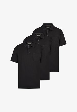 Drie zwarte polo's met korte mouwen, kraag, drieknops plackets en borstzakken, overlappend gerangschikt op een witte achtergrond.