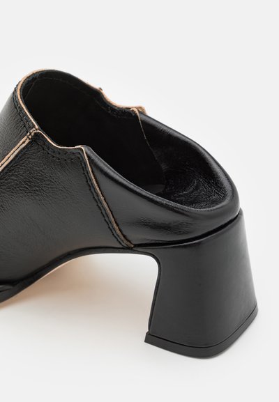 MIISTA AUTUMN MULES - Classic heels - black