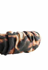 Next REGULAR FIT - Hair Styling Accessory - leopard print