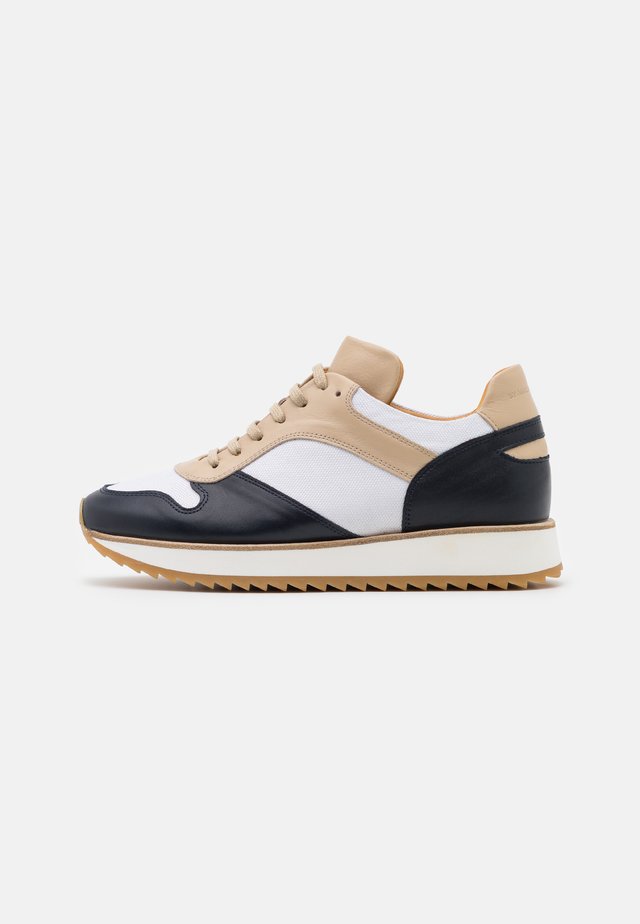 LOULA - Trainers - marzipan