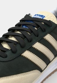 adidas Originals SL 72 RS UNISEX - Sneakers laag - core black/cream white