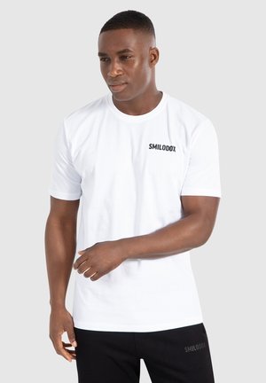 Smilodox LENNARD - Basic T-shirt - weiß