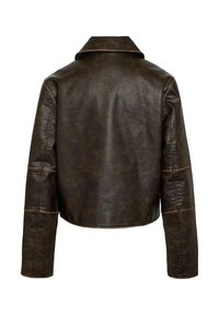 Mørk brun skinnjakke vist bakfra, med lange ermer, synlige sømmer på ermene, og en bred krage.