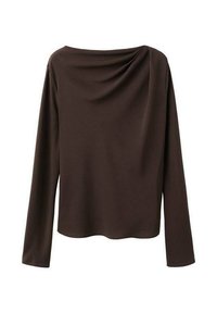 Top s dlhými rukávmi v tmavo hnedej látke, ktorý má splývavý výstrih, voľný strih a hladkú textúru. Jednoduchý dizajn bez viditeľných zapínaní.