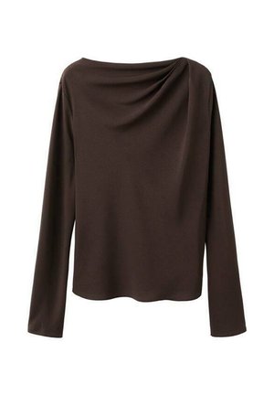 Top s dlhými rukávmi v tmavo hnedej látke, ktorý má splývavý výstrih, voľný strih a hladkú textúru. Jednoduchý dizajn bez viditeľných zapínaní.
