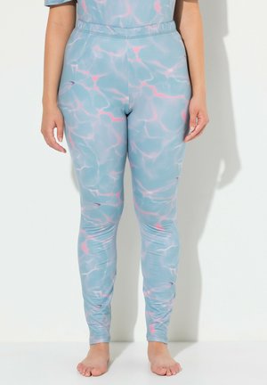 Lichtblauwe leggings met een watervormig patroon dat draait in roze en wit, gemaakt van rekbare, gladde stof, met een hoge elastische tailleband.