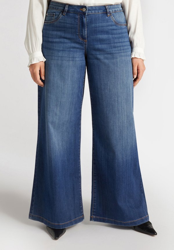 WIDE - Flared Jeans - blu