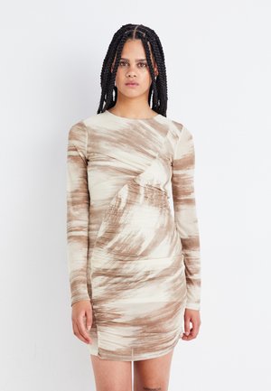 NMLESLEY RUCHING SHORT DRESS - Etuikjole - beige