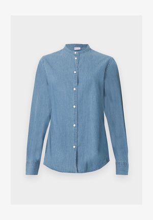 Lyseblå langermet denimskjorte med båndkrage og frontknapping med hvite knapper.