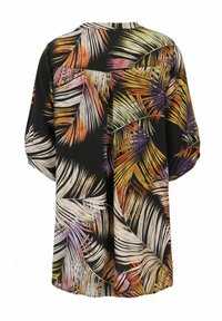 Schwarze Bluse mit einem lebhaften Palmenblattmuster in Orange, Lila, Pink und Weiß. Fließendes Design mit lockeren Ärmeln und einer Rückenfalte.