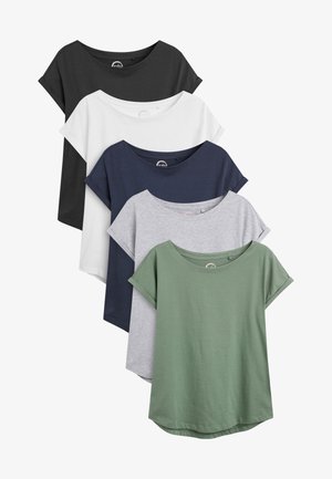 Cinco camisetas de manga corta en negro, blanco, azul marino, gris y verde. Cada una presenta un escote redondo y mangas enrolladas, confeccionadas con una suave tela de algodón.
