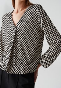 OPUS REGULAR FIT 3/4 SLEEVE PRINT - Langarmshirt - black