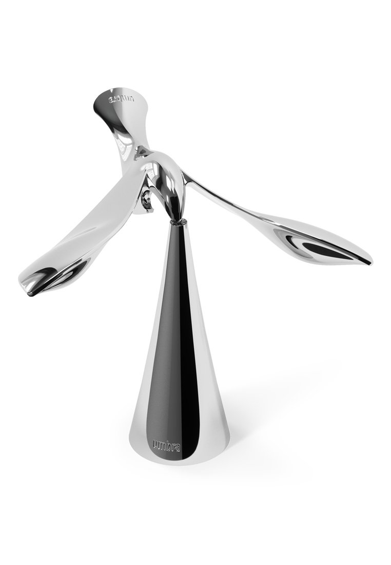 Korkenzieher aus Chrome mit konischer Basis und zwei Flügellevern. Glatte, reflektierende Oberfläche mit minimalistischer Gestaltung und dem eingravierten Text "umbra".