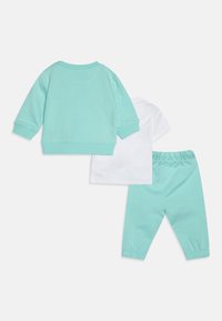 Calvin Klein Jeans MONOGRAM STARTER GIFTPACK UNISEX SET - Nohavice - blue tint