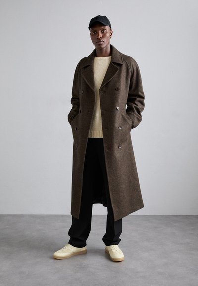 Filippa K DOUBLE BREASTED - Klassisk frakke - walnut brown