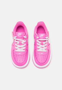 Nike Sportswear FORCE 1 LOW EASYON - Sportcipő - playful pink/white