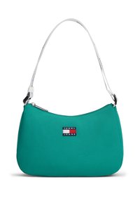 Πράσινη τσάντα ώμου από νάιλον με καμπυλωτό σχήμα, λευκό λουράκι και λογότυπο με κόκκινα, άσπρα και μπλε χρώματα. Κλείνει με φερμουάρ.