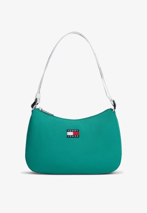 Zelená nylonová ramenná taška s zakriveným tvarom, bielym popruhom a logovou nášivkou v červenej, bielej a modrej farbe. Uzatváranie na zips.