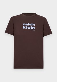 Selectat, rich brown